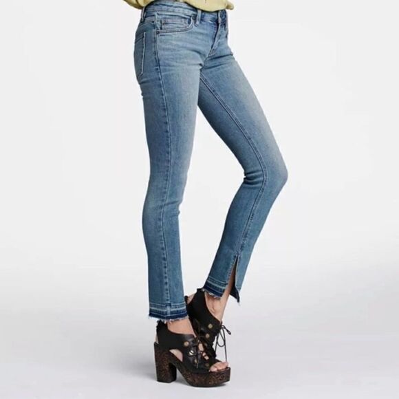 Free People Straight Leg Slit Raw Hem Jeans Kentucky Blue Medium Wash NEW - Picture 10 of 11